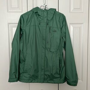 LLBean women’s trail model rain jacket